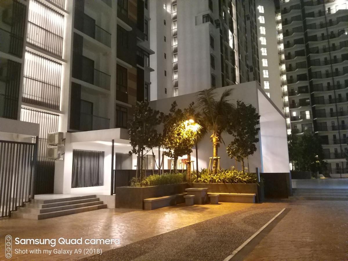 De Lavelle Suites @ Timur Bay Seafront Residence Kuantan Dış mekan fotoğraf