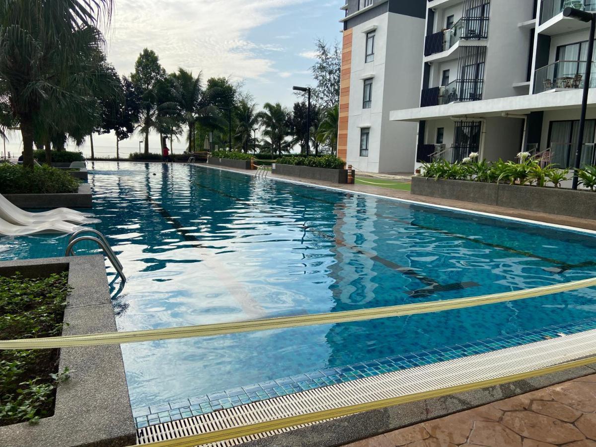De Lavelle Suites @ Timur Bay Seafront Residence Kuantan Dış mekan fotoğraf