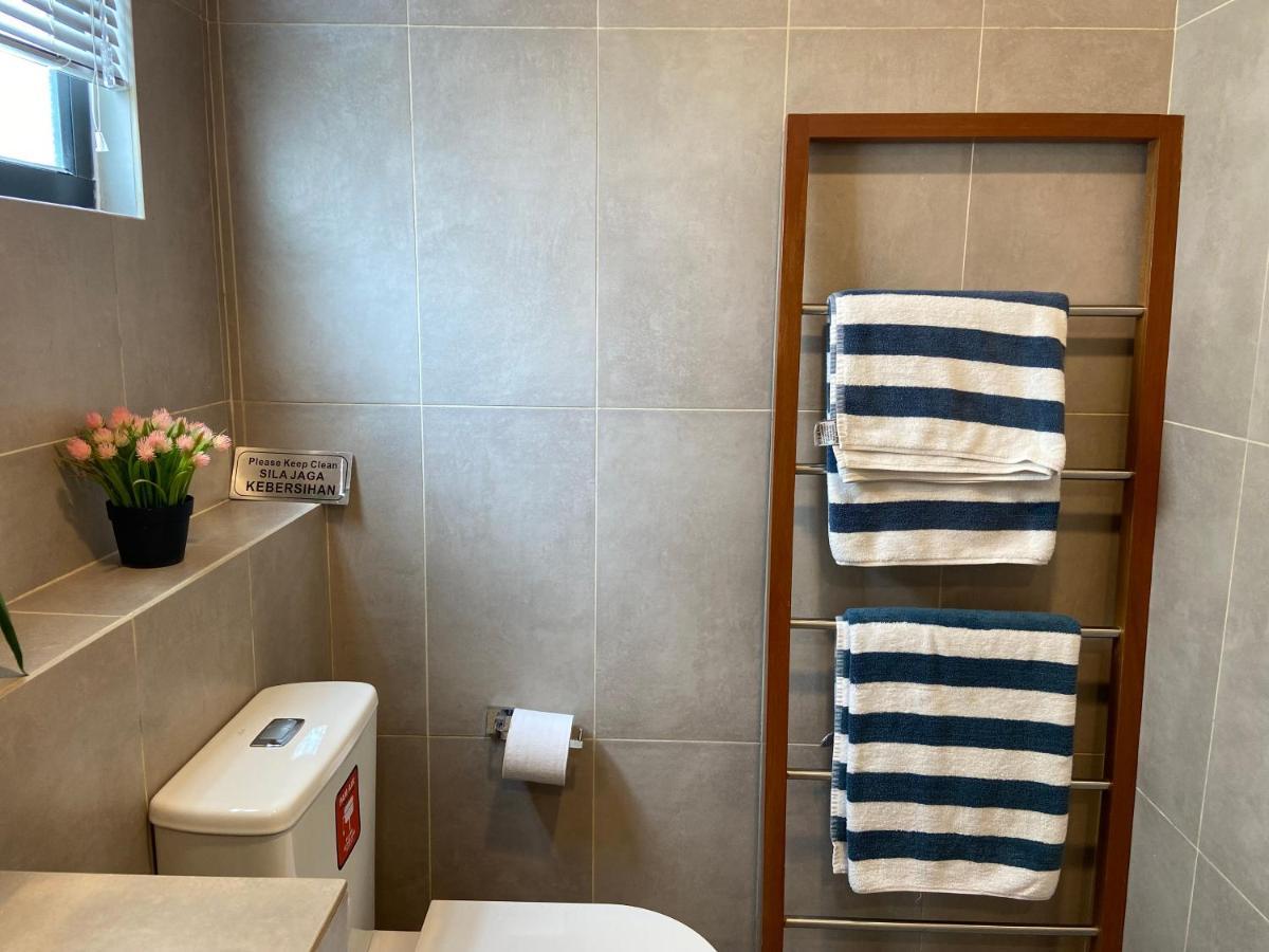 De Lavelle Suites @ Timur Bay Seafront Residence Kuantan Dış mekan fotoğraf